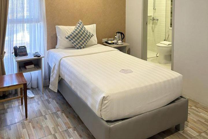 Amethyst Boutique Hotel Cebu Powered By Cocotel Экстерьер фото